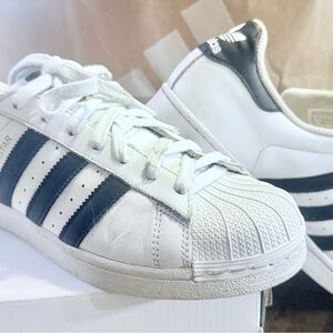 Adidas Superstar Label Sneakers with Black and White Design